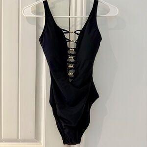 NEW Lilly Pulitzer Isle Lattice Beaded One Piece Swimsuit Size 0 (runs big)
